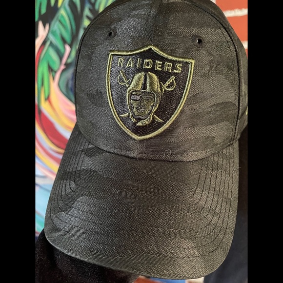 NFL Accessories - Unisex Raiders Hat with bonus Raiders T-Shirt